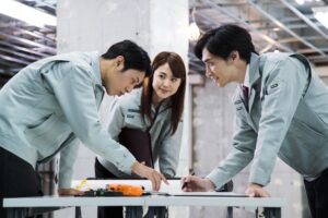 コストを抑えて効果アップ！賢い看板の予算術｜看板ワークス