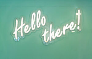 印象の9割は色とフォントで決まる！看板デザインの基本｜看板ワークス